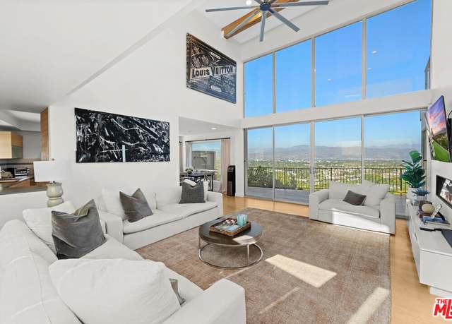 Property at 3631 Sunswept Dr, Studio City, CA 91604, 5 beds, 5 baths