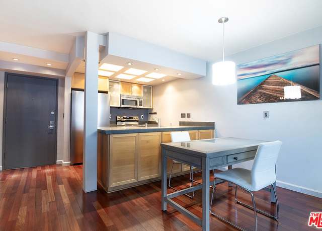Property at 740 N Kings Rd #320, West Hollywood, CA 90069, 1 bed, 1 bath