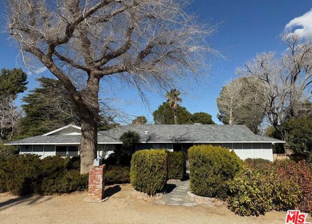 Property at 7167 Avenue Columbia Way, Lancaster, CA 93536, 3 beds, 2 baths