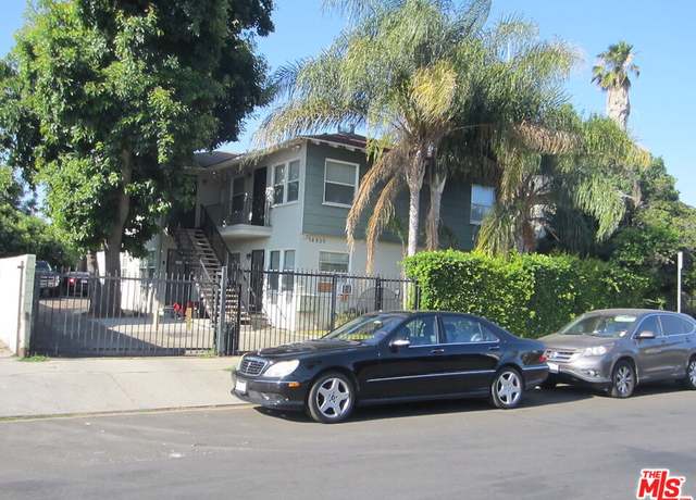 Property at 14839 Blythe St, Panorama City, CA 91402, 6 beds, 4 baths