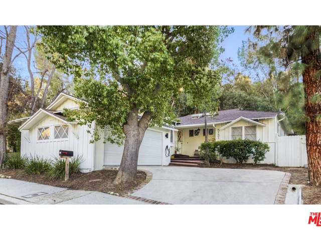Property at 5131 Tendilla Ave, Woodland Hills, CA 91364, 3 beds, 2 baths