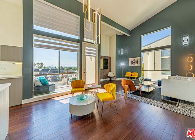 Property at 600 S Ridgeley Dr Ph 1, Los Angeles, CA 90036, 2 beds, 2.5 baths