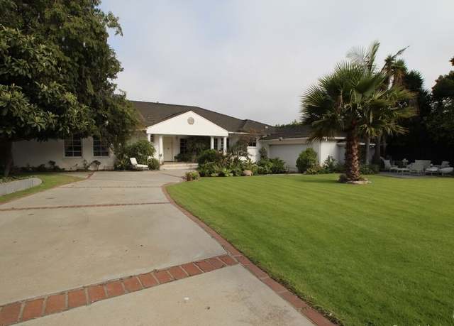 Property at 13716 W Sunset Blvd, Pacific Palisades, CA 90272, 4 beds, 5 baths