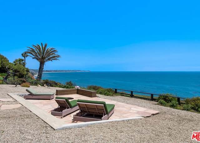 Property at 32496 Pacific Coast Hwy, Malibu, CA 90265, 4 beds, 4 baths