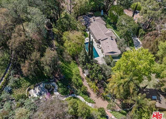 Property at 2854 Roscomare Rd, Los Angeles, CA 90077, 7 beds, 7 baths