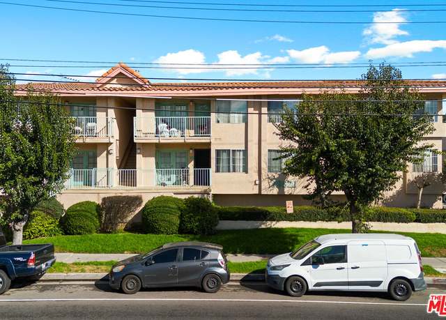 Property at 18621 Saticoy St, Reseda, CA 91335, 58 beds, 50 baths