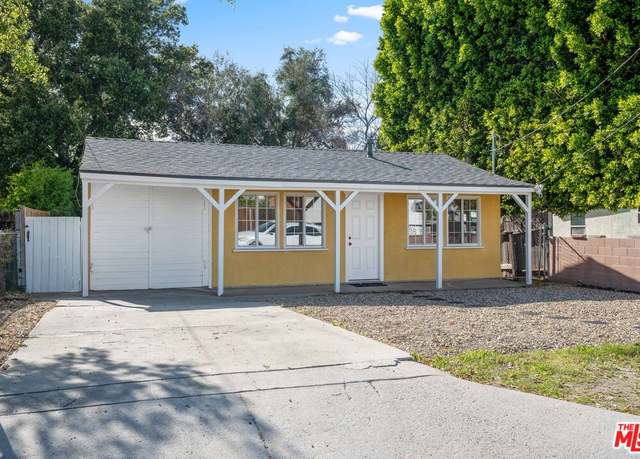 Property at 10627 Langmuir Ave, Sunland, CA 91040, 2 beds, 1 bath