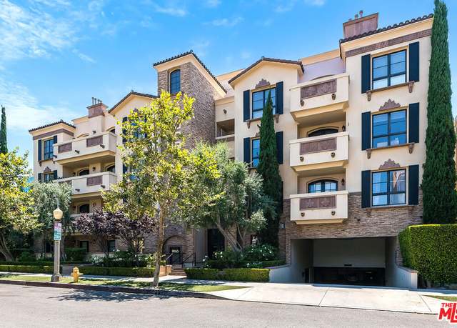 Property at 12026 Hoffman St #301, Studio City, CA 91604, 3 beds, 2.5 baths