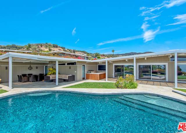 1045 Glenhaven Dr, Pacific Palisades, CA 90272 Photo of 1045 Glenhaven Dr, Pacific Palisades, CA 90272