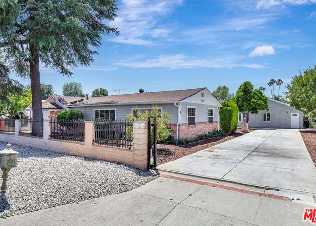 Property at 7445 Balcom Ave, Reseda, CA 91335, 10 beds, 6 baths