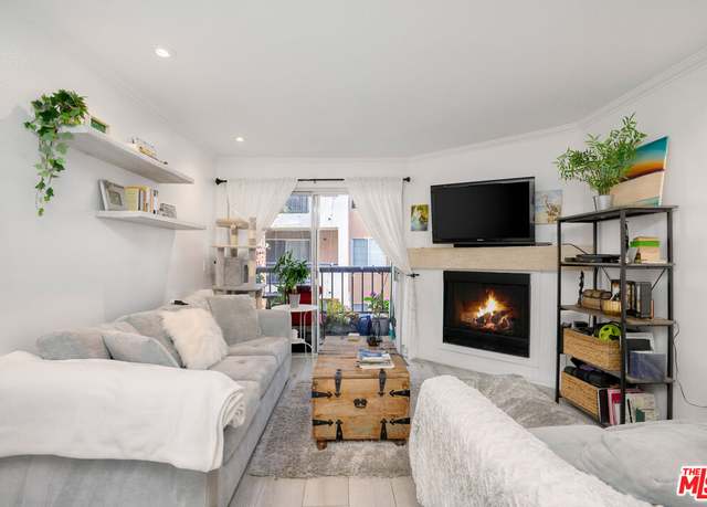 Property at 5500 Owensmouth Ave #217, Woodland Hills, CA 91367, 1 bed, 1 bath