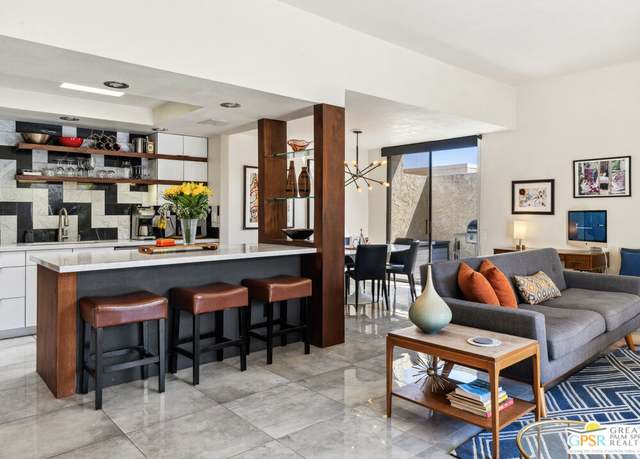 Property at 427 N Calle Rolph, Palm Springs, CA 92262, 2 beds, 2 baths