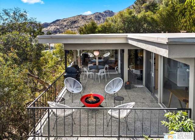 Property at 2020 Southridge Dr, Palm Springs, CA 92264, 2 beds, 2 baths