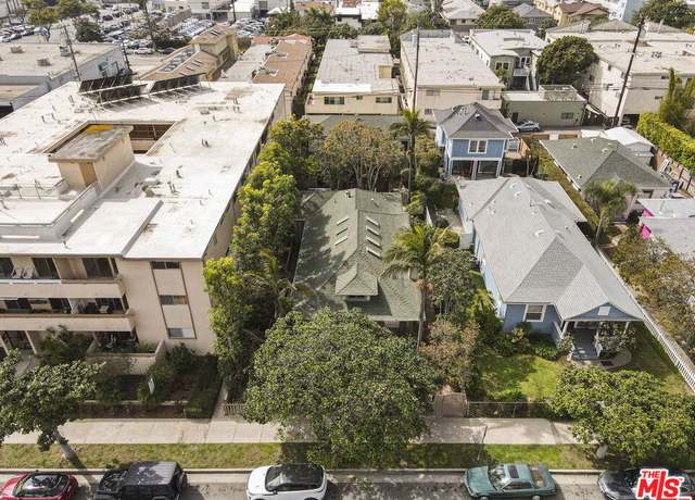 Property at 1332 10th St, Santa Monica, CA 90401, 5 beds, 7 baths