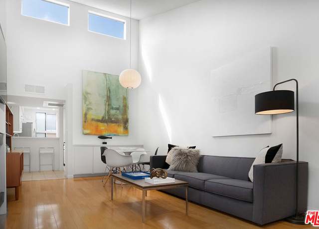 Property at 943 12th St #7, Santa Monica, CA 90403, 1 bed, 1 bath