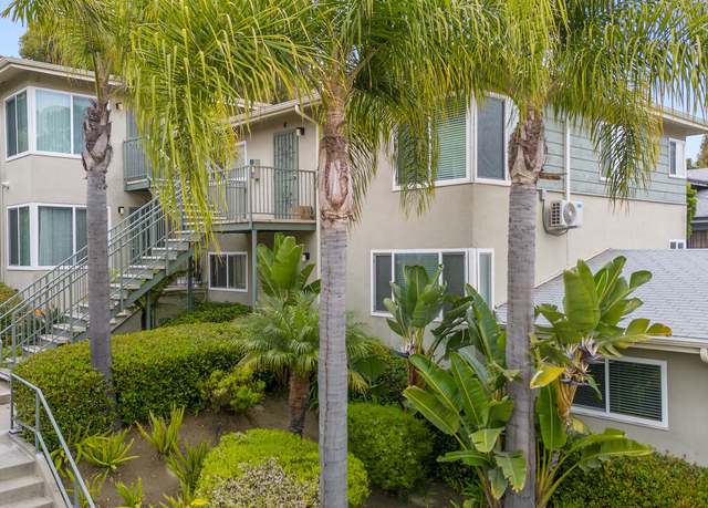 Property at 4025 Don Tomaso Dr, Los Angeles, CA 90008, 7 beds, 5 baths