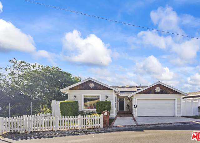 Property at 4007 College Crest Dr, Los Angeles, CA 90065, 3 beds, 3.5 baths