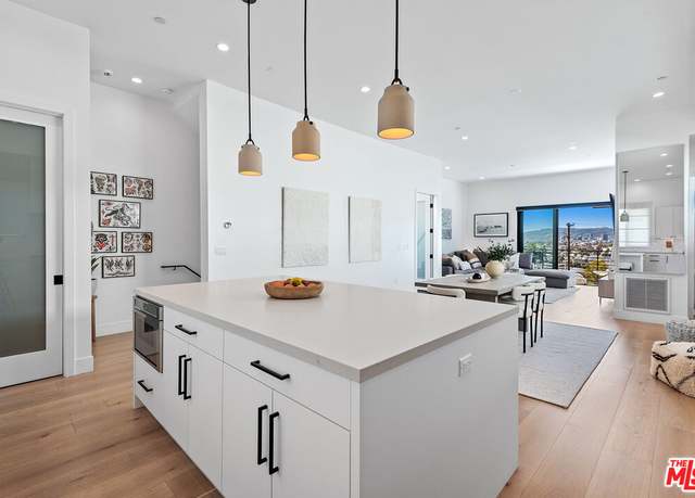 Property at 768 N Arthur Rd, Los Angeles, CA 90029, 3 beds, 3.5 baths