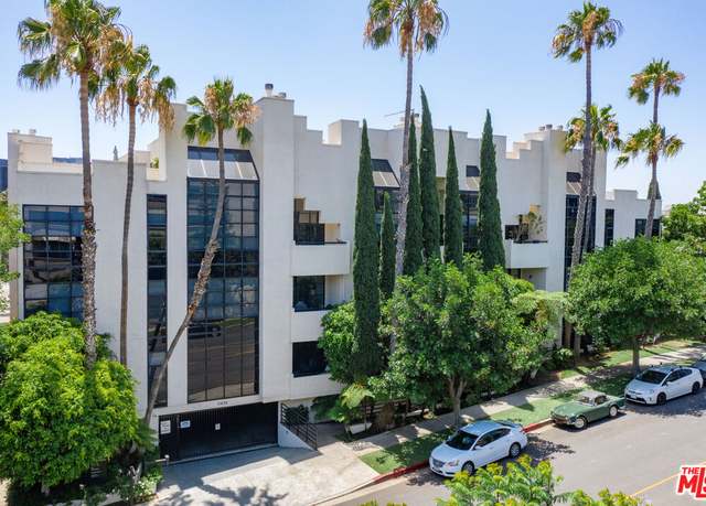 Property at 11636 Montana Ave #107, Los Angeles, CA 90049, 2 beds, 2.5 baths