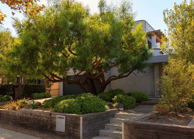 Property at 507 N Lucerne Blvd, Los Angeles, CA 90004, 4 beds, 3 baths