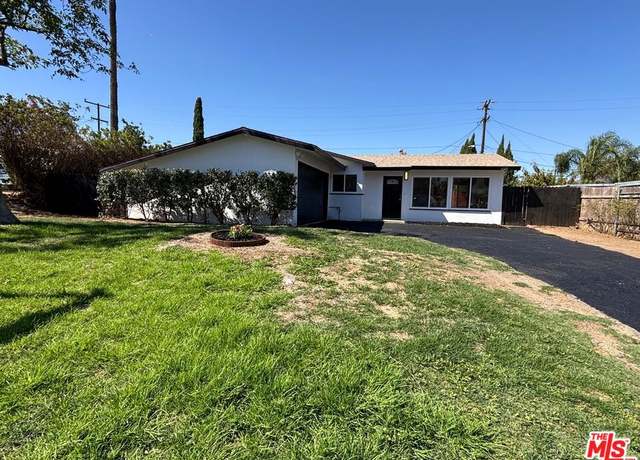 Property at 6325 Olive St, Jurupa Valley, CA 92509, 3 beds, 2 baths