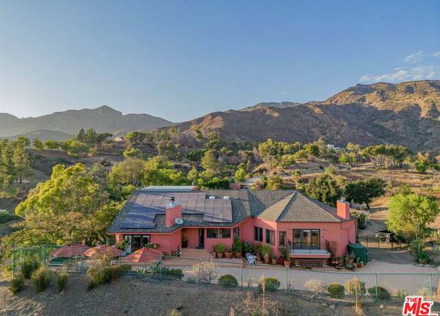 Property at 34136 Mulholland Hwy, Malibu, CA 90265, 3 beds, 3 baths