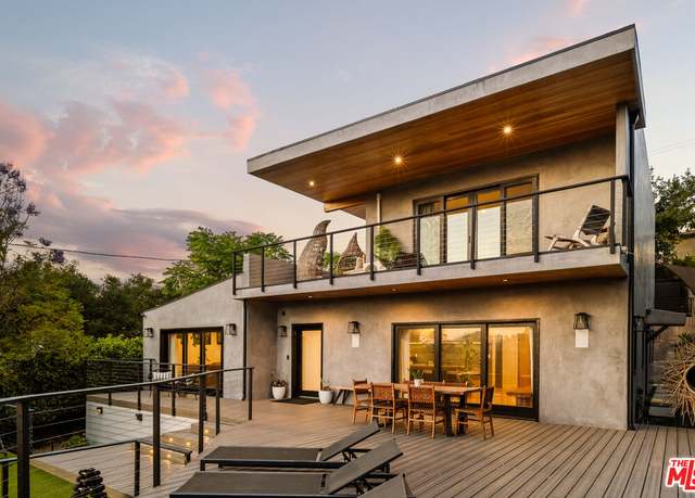 Property at 3936 Farley Ct, Studio City, CA 91604, 3 beds, 3 baths