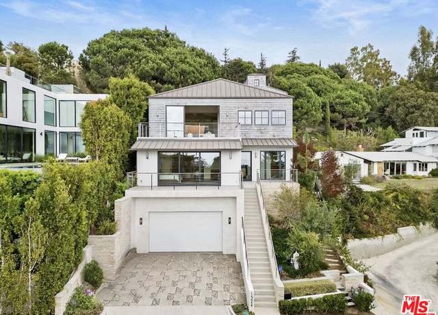 Property at 1324 Monument St, Pacific Palisades, CA 90272, 5 beds, 6 baths