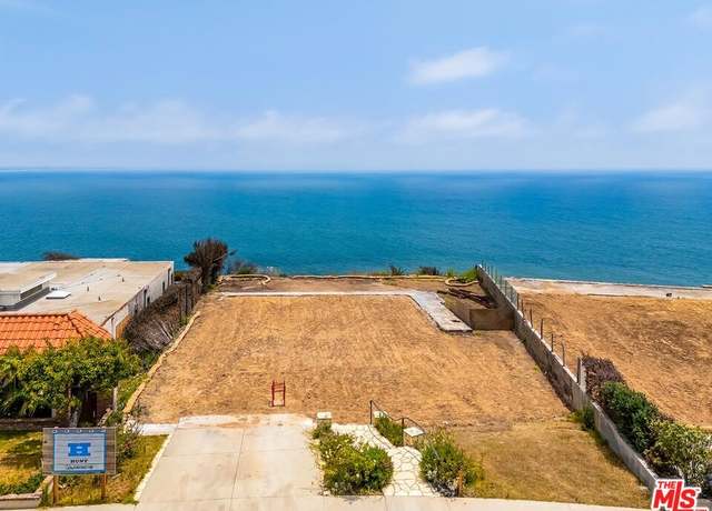 Property at 18428 Coastline Dr, Malibu, CA 90265