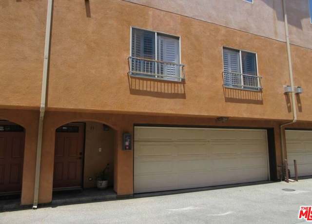Property at 9650 Sepulveda Blvd #11, North Hills, CA 91343, 3 beds, 2.5 baths