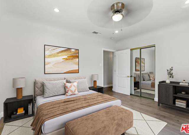 Property at 237 W Kelso St, Inglewood, CA 90301, 4 beds, 3 baths