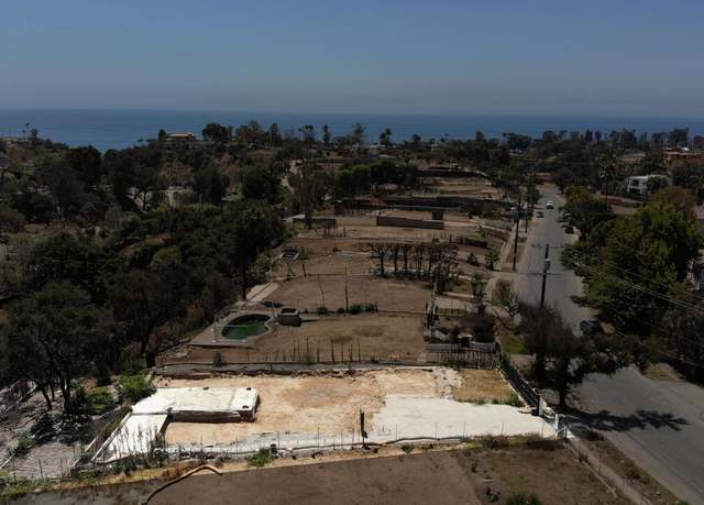 Property at 670 N Las Casas Ave, Pacific Palisades, CA 90272