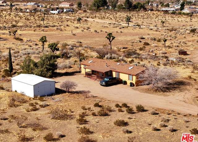 Property at 7828 Sunset Rd, Phelan, CA 92371, 4 beds, 2 baths