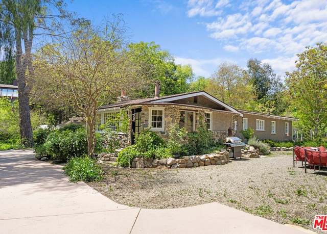 Property at 21727 Entrado Dr, Topanga, CA 90290, 5 beds, 4 baths