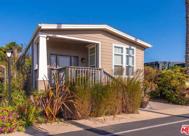 Property at 29500 Heathercliff Rd #16, Malibu, CA 90265, 2 beds, 2 baths