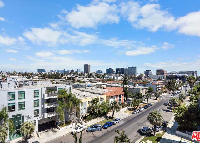 Property at 321 S Oxford Ave #403, Los Angeles, CA 90020, 3 beds, 2 baths
