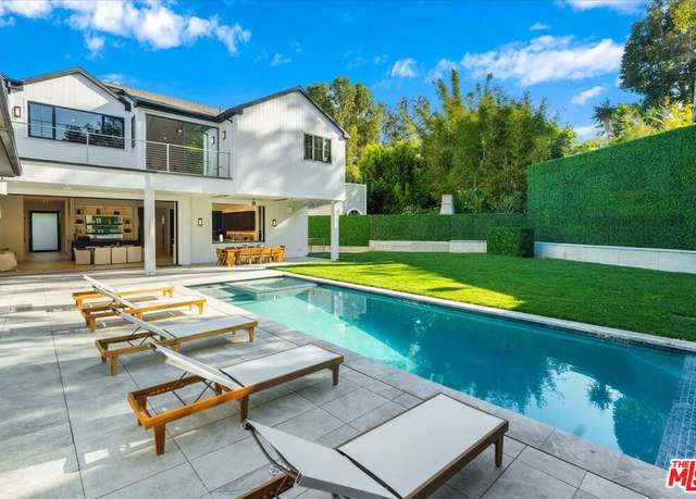 Property at 12227 Tweed Ln, Los Angeles, CA 90049, 7 beds, 8.5 baths