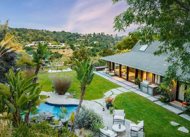 Property at 2220 Banyan Dr, Los Angeles, CA 90049, 5 beds, 4.5 baths