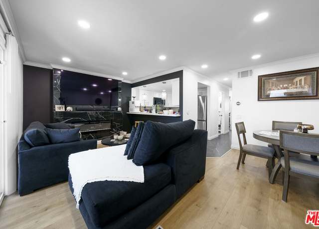 Property at 18209 Sierra Hwy #93, Canyon Country, CA 91351, 2 beds, 2 baths