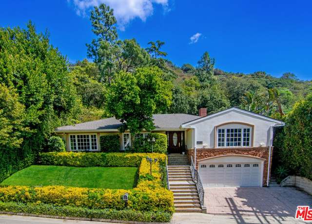Property at 2260 Bowmont Dr, Beverly Hills, CA 90210, 3 beds, 2.5 baths