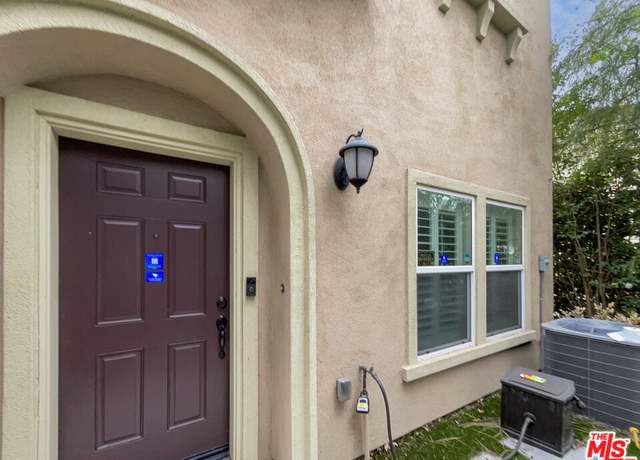 Property at 14708 Sherman Way, Van Nuys, CA 91405, 4 beds, 3.5 baths