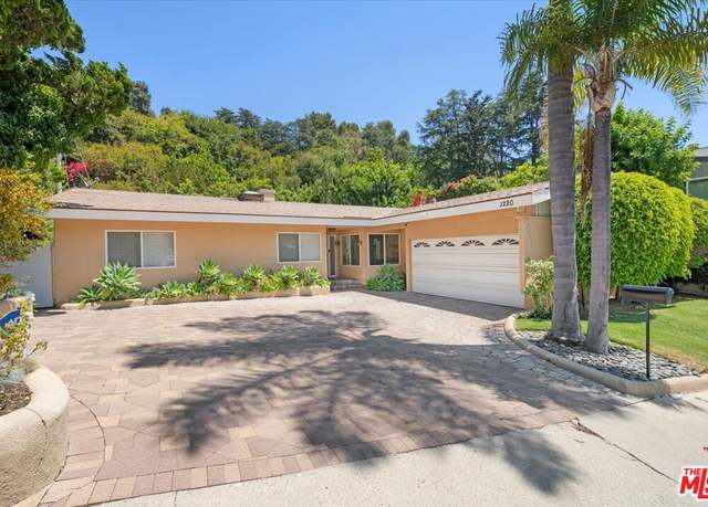 Property at 1220 N Norman Pl, Los Angeles, CA 90049, 3 beds, 2.5 baths