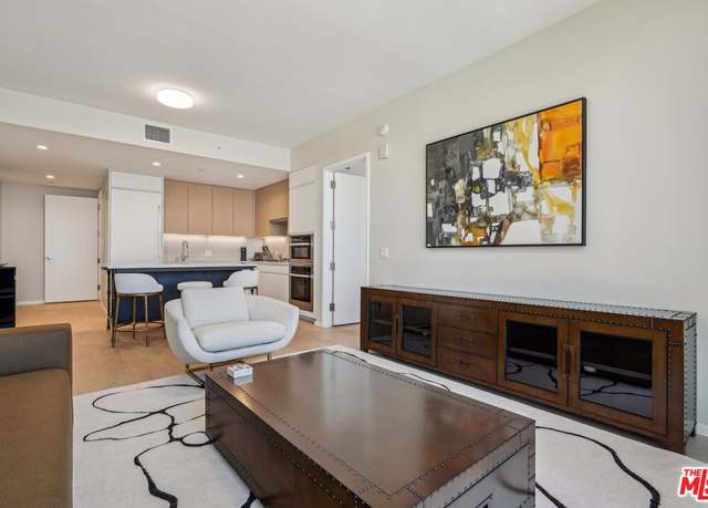 Property at 877 Francisco St #2501, Los Angeles, CA 90017, 1 bed, 2 baths