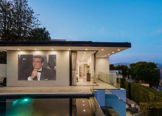 Property at 2827 Las Alturas St, Los Angeles, CA 90068, 4 beds, 5 baths
