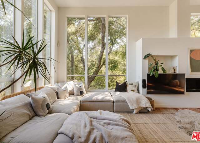 Property at 1231 Old Topanga Canyon Rd, Topanga, CA 90290, 1 bed, 1 bath