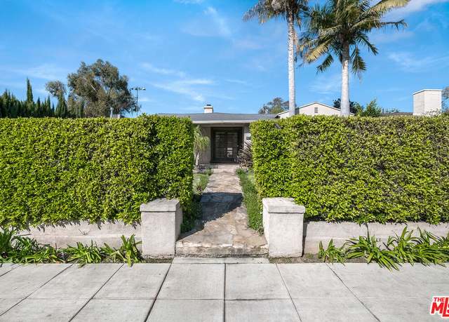 Property at 107 S Gardner St, Los Angeles, CA 90036, 3 beds, 3 baths