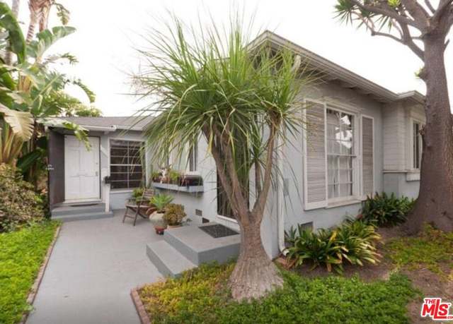 Property at 430 Venice Way, Venice, CA 90291, 2 beds, 2 baths