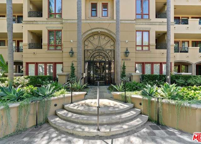 Property at 411 N Oakhurst Dr #106, Beverly Hills, CA 90210, 2 beds, 2.5 baths