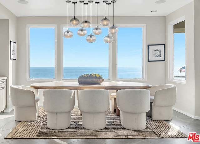 Property at 31558 Victoria Point Rd, Malibu, CA 90265, 4 beds, 4.5 baths