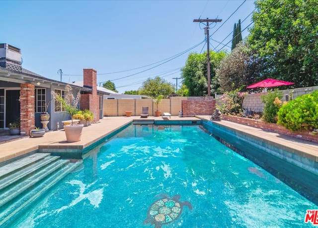 Property at 7421 Hatillo Ave, Winnetka, CA 91306, 3 beds, 2 baths